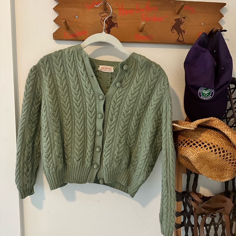 1940’s vintage 100% wool cardigan